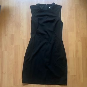 Chic Banana Republic little black dress. Size 2.